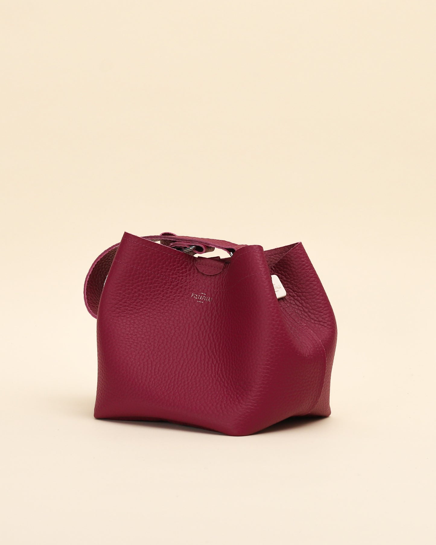 FiluFilu Carlotta with clutch