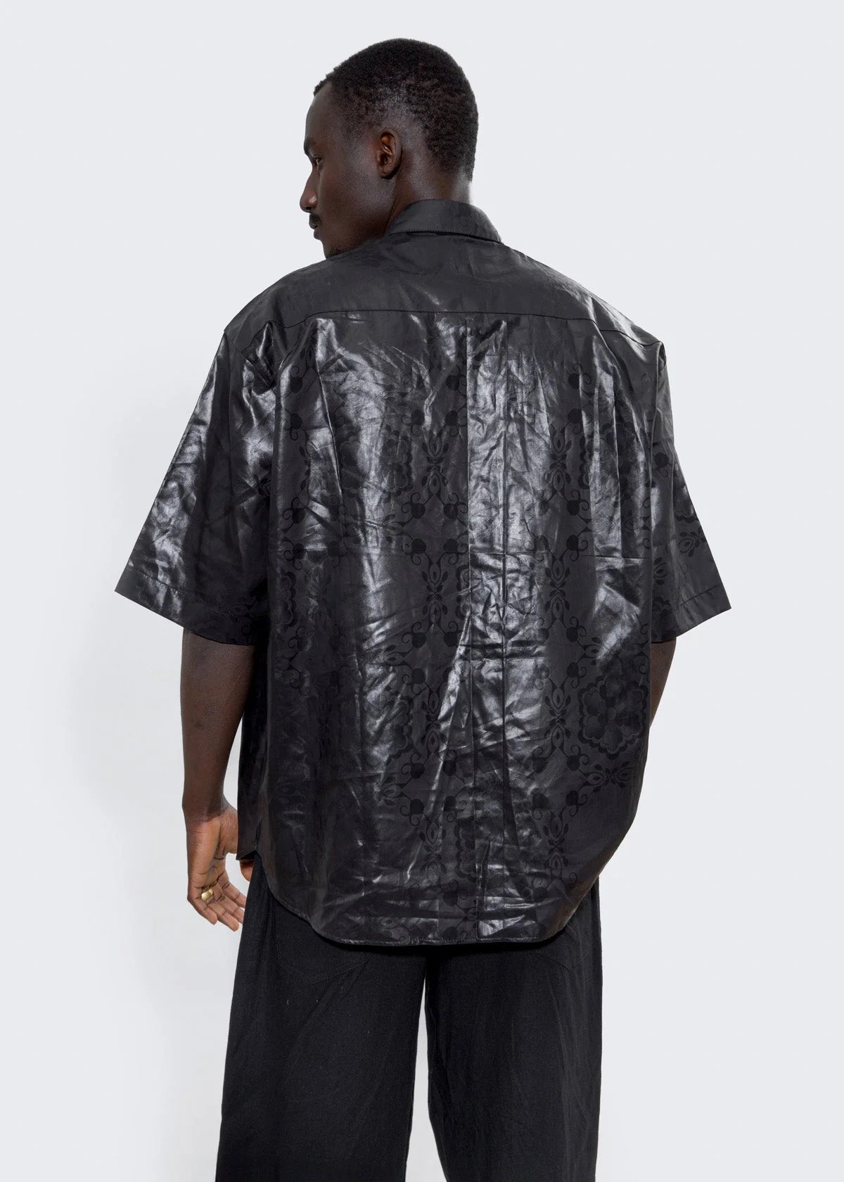 OLOOH TCHE FIMAN SHIRT