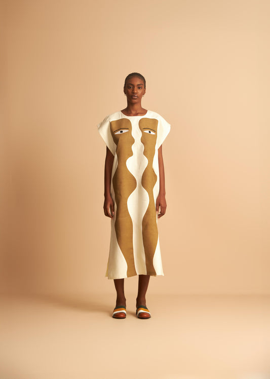WUMAN FIGURES TUNIC
