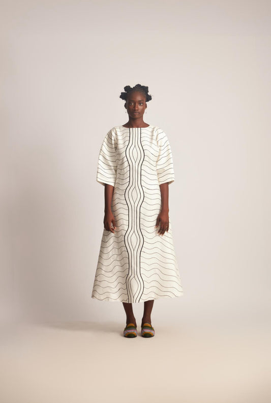 WUMAN RIPPLES EXPRESSIONIST DRESS